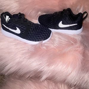 Brand New Nike Kid Sneakers Size 10